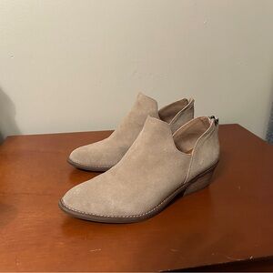 Lucky Brand Tan Ankle Boots